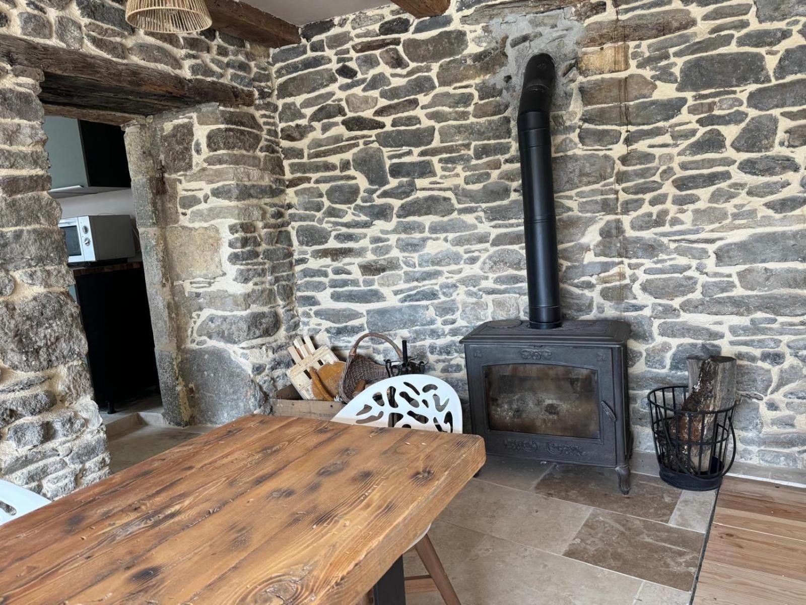 Villa Ancienne Epicerie à Prades-d'Aubrac Extérieur photo